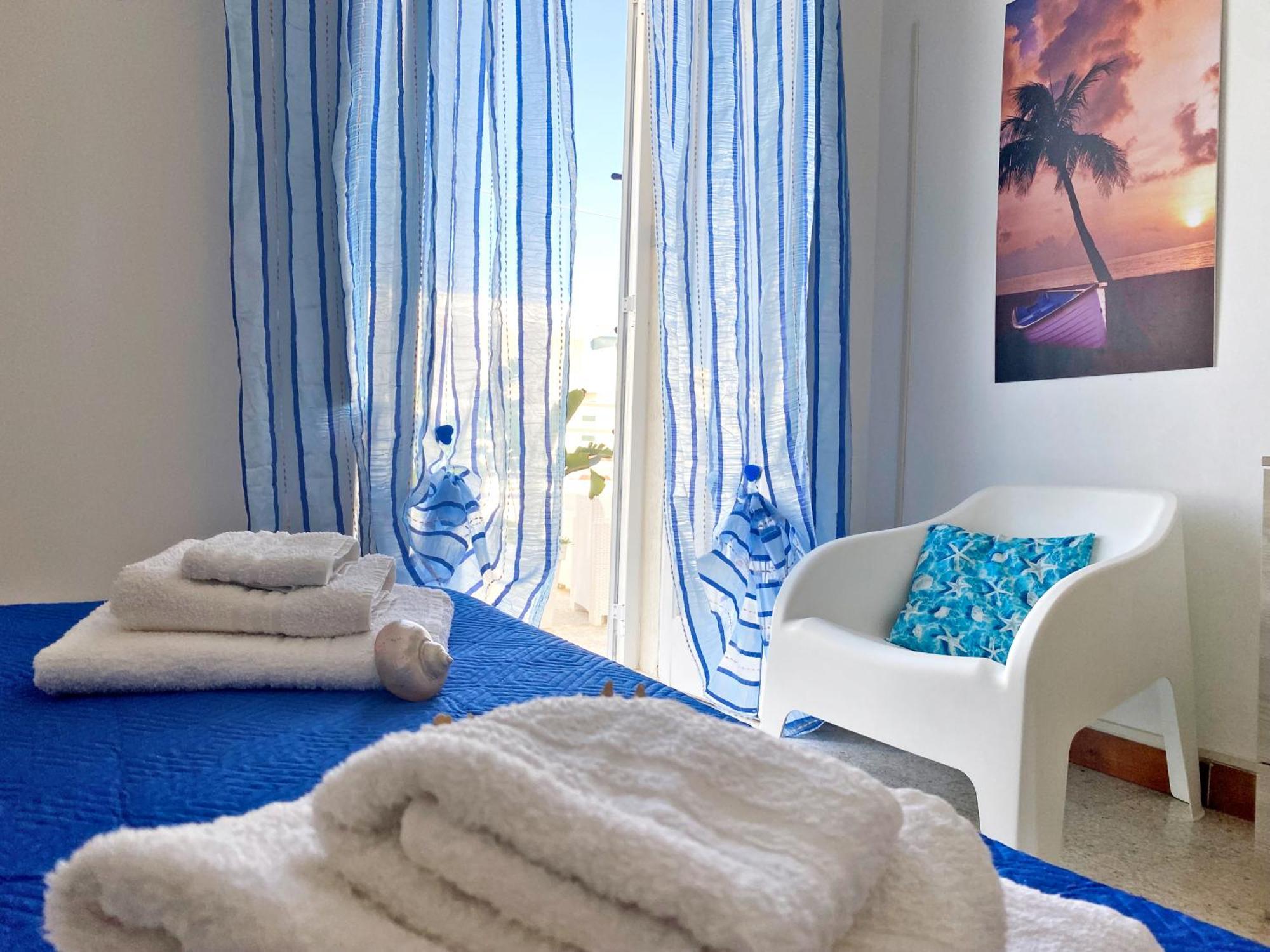Aria Di Mare Mancaversa - Elegante Appartamento Марина-ді-Манкаверса Екстер'єр фото