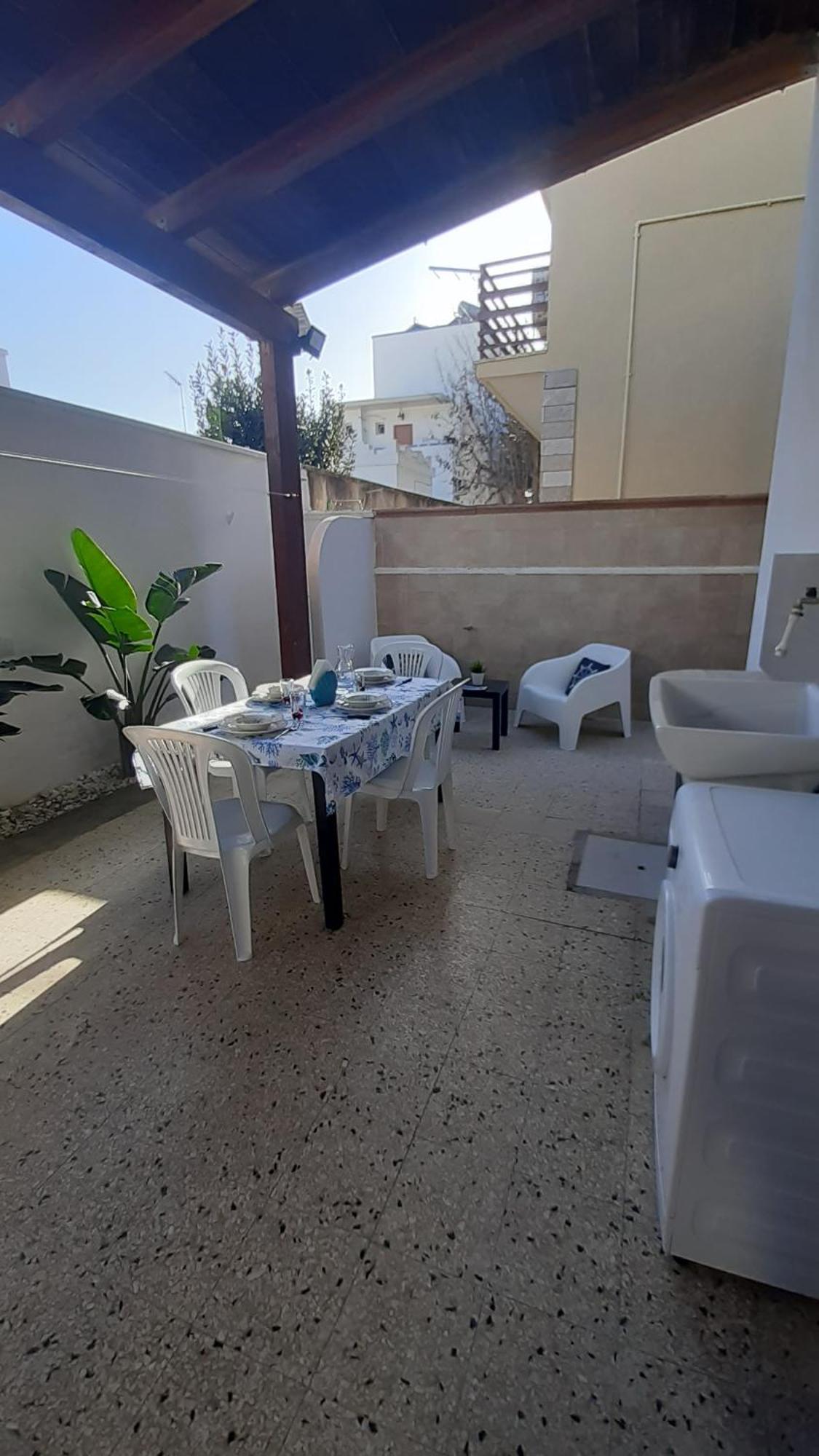 Aria Di Mare Mancaversa - Elegante Appartamento Марина-ді-Манкаверса Екстер'єр фото